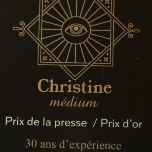 Christine Médium Médium Christine Médium<br />
Médium