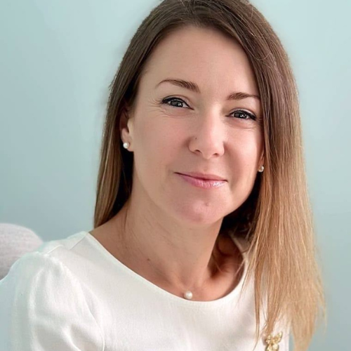 Severine Barbier Maïeusthésie et hypnose transpersonnelle Severine Barbier<br />
Maïeusthésie et hypnose transpersonnelle